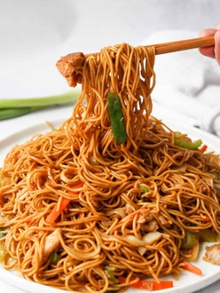 Tavuklu Noodle görseli