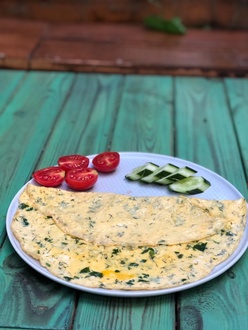 Maydonozlu Dere Otlu Omlet görseli