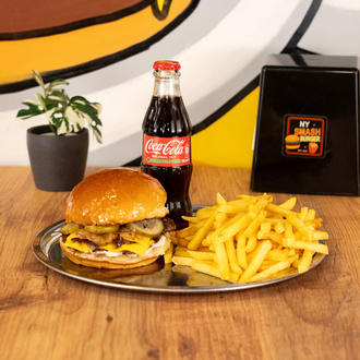 Double Classic Smash Burger Coca-cola Menü görseli