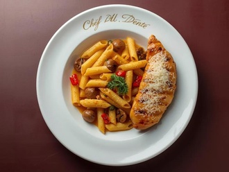 Köri Soslu Penne & Izgara Tavuk görseli