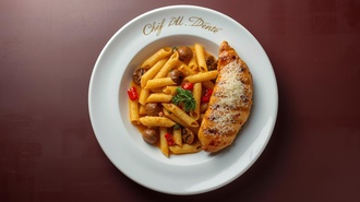 Acılı Köri Soslu Penne & Izgara Tavuk görseli