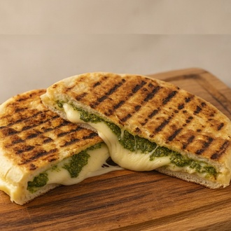 Pesto Soslu Kaşarlı Tost (Bazlama) görseli