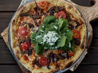 Etli Pizza görseli