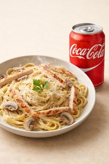 Makarna + İçecek görseli