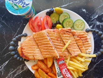 Kavurmalı Kaşarlı Tost görseli