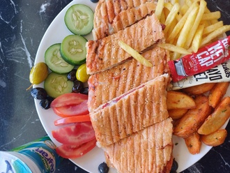 Sucuklu Tost görseli