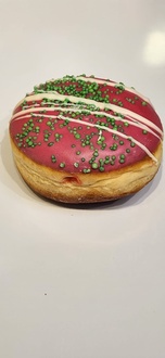 Çilek Rüyası Donut görseli