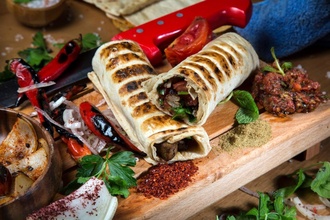 Kuzu Çiğerşiş Dürüm ( 5 Şiş ) görseli