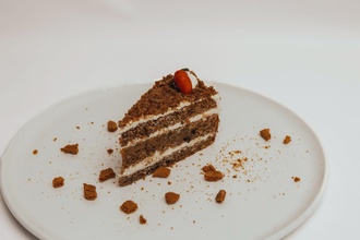 Havuçlu Kremalı Kek görseli