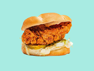 Nashville Hot Chicken Tender Sandwich görseli