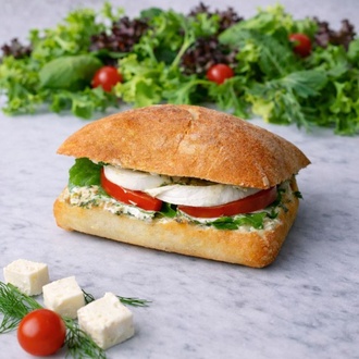 Mozarella Pesto Sandwich görseli