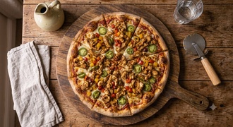 Acılı Tavuk Pizza (40 Cm) görseli