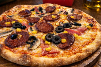 Sucuklu Pizza (Büyük) görseli