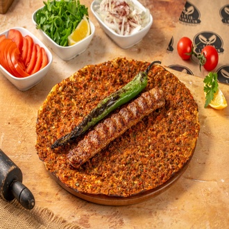 Adanalı Lahmacun görseli