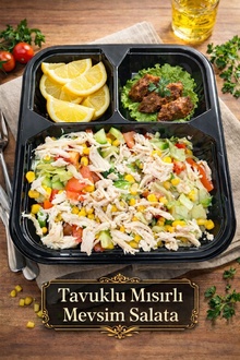 Tavuklu Mısırlı Mevsim Salata görseli