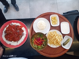 Antrikot Döner İskender Kebap görseli