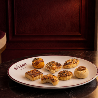 Tuzlu Kurabiyeler / Assorted Savory Cookies görseli