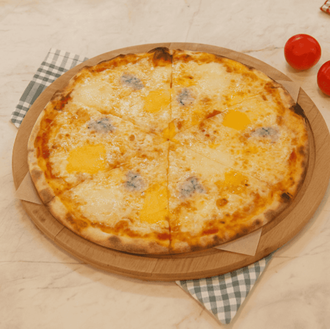 4 Peynirli Pizza görseli