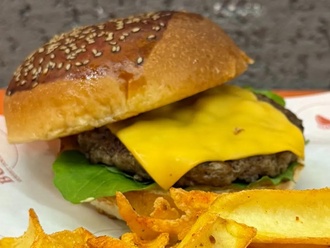 Cheeseburger görseli