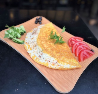 Mantarlı Kaşarlı Omlet görseli