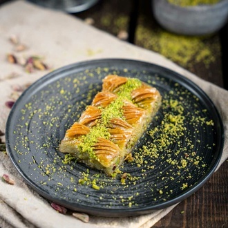 Fıstıklı Kıvırcık Baklava (250 Gr.) görseli