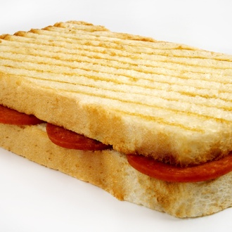 Atom Sucuklu Tost görseli