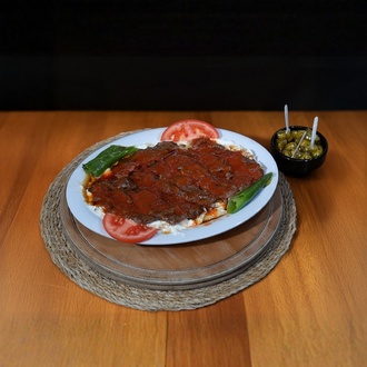Yoğurtlu Kebap Acısız görseli