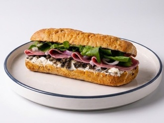 Tapenade Sandviç görseli