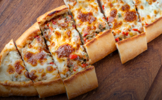 Kuşbaşılı Peynirli Pide görseli