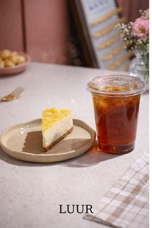 Americano + Cheesecake görseli