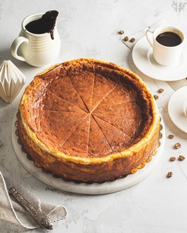 San Sebastian Cheesecake (12 Dilim) görseli