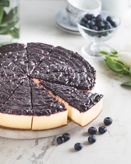 Yaban Mersini Cheesecake (14 Dilim) görseli