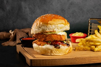 Japanese Superhot Chicken Burger görseli