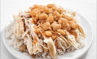 Tavuklu Kuru Fasülyeli̇ Pi̇lav  Ayran Hediye görseli
