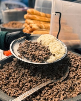 Pilav Üstü Kavurma  Ayran Hediye görseli