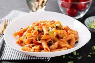 Pesto Soslu Penne görseli