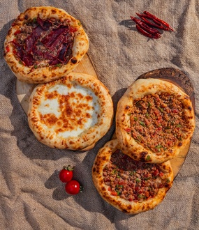 Kuşbaşılı Cantık Pide görseli