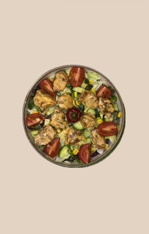 Acı Kremalı Tavuk Salata görseli