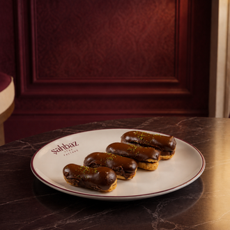 Mini Çikolatalı Ekler / Mini Chocolate ÉClairs görseli