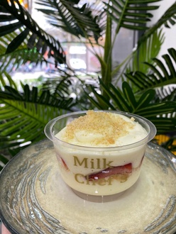 Çilekli Magnolia görseli