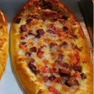 Sucuklu Pide görseli