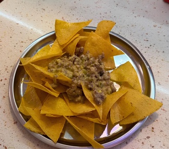 Etli Nachos görseli