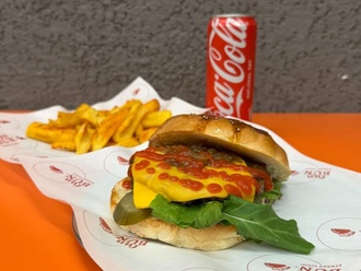 Red Burger Menü (Acılı) görseli