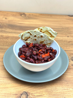 Meksika Fasulyesi Salatası görseli