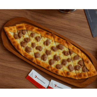 Kuşbaşılı Pide görseli