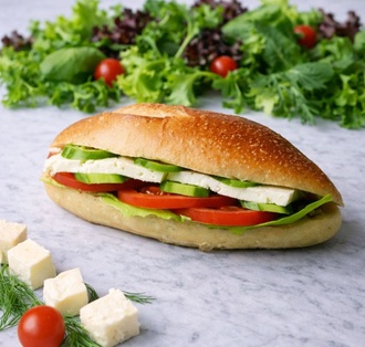 Ezine Peynirli Domatesli Sandviç görseli