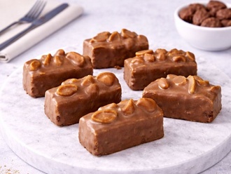 Karamelli Yer Fıstıklı Pötifur (750 Gr.) görseli