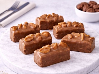 Karamelli Yer Fıstıklı Pötifur (500 Gr.) görseli