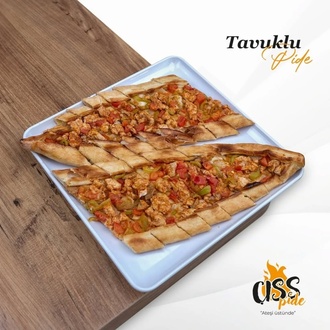 Tavuklu Pide görseli