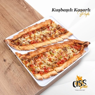 Kuşbaşılı Kaşarlı Pide görseli